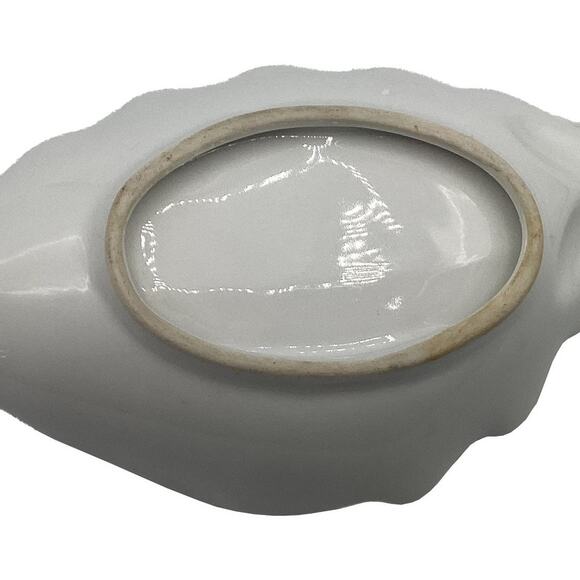 Vintage MCM 1960s Leaf Shaped Dish/Trinket Tray Gold Tone on White Porcelain - Picture 10 of 10